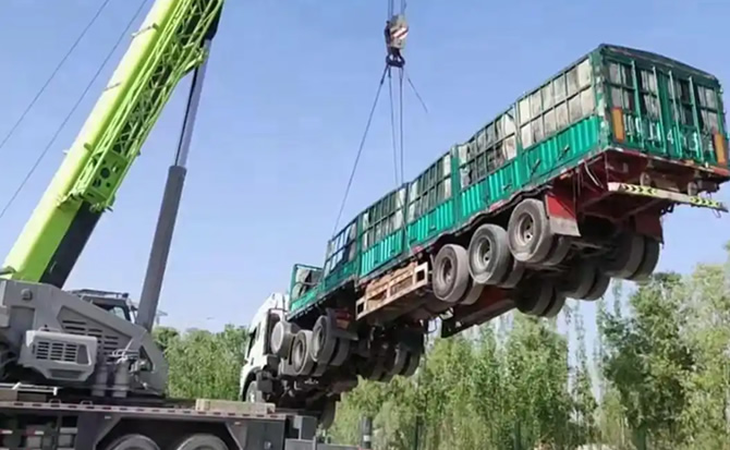 曲沃道路脱困救援案例